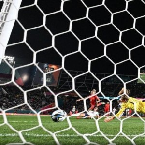 OD体育平台-差点淘汰美国女足 葡萄牙女足出线路被门柱挡住！