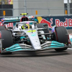 OD体育APP-从队尾追至第5+斩获最佳车手 老汉想和红牛掰手腕