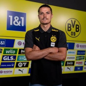 OD体育平台-多特拿下拜仁第5中场，引援无路的无奈？